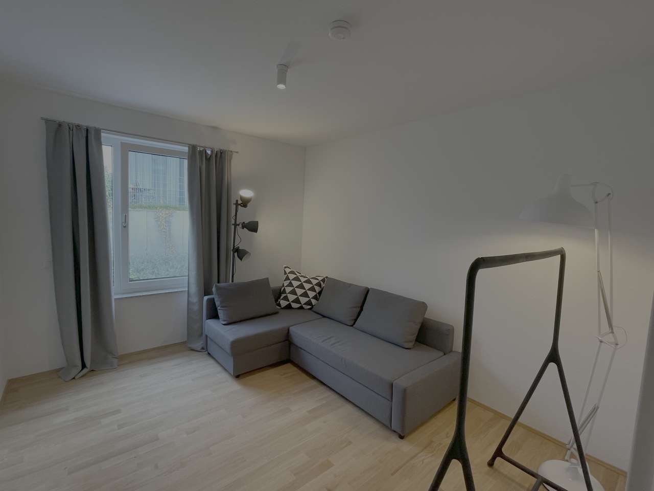 Stilvolle 3-Zimmer Wohnung Pforzheim Wolfsberg Palais inkl. Stellplatz sowie Küche