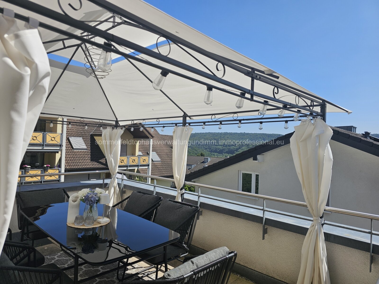 Nagoldblick/Bestlage/Rodgebiet/Bauj.2012/4ZKB/2 Balkone/Tiefgarage