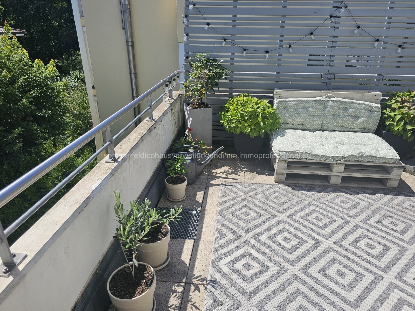 Nagoldblick/Bestlage/Rodgebiet/Bauj.2012/4ZKB/2 Balkone/Tiefgarage