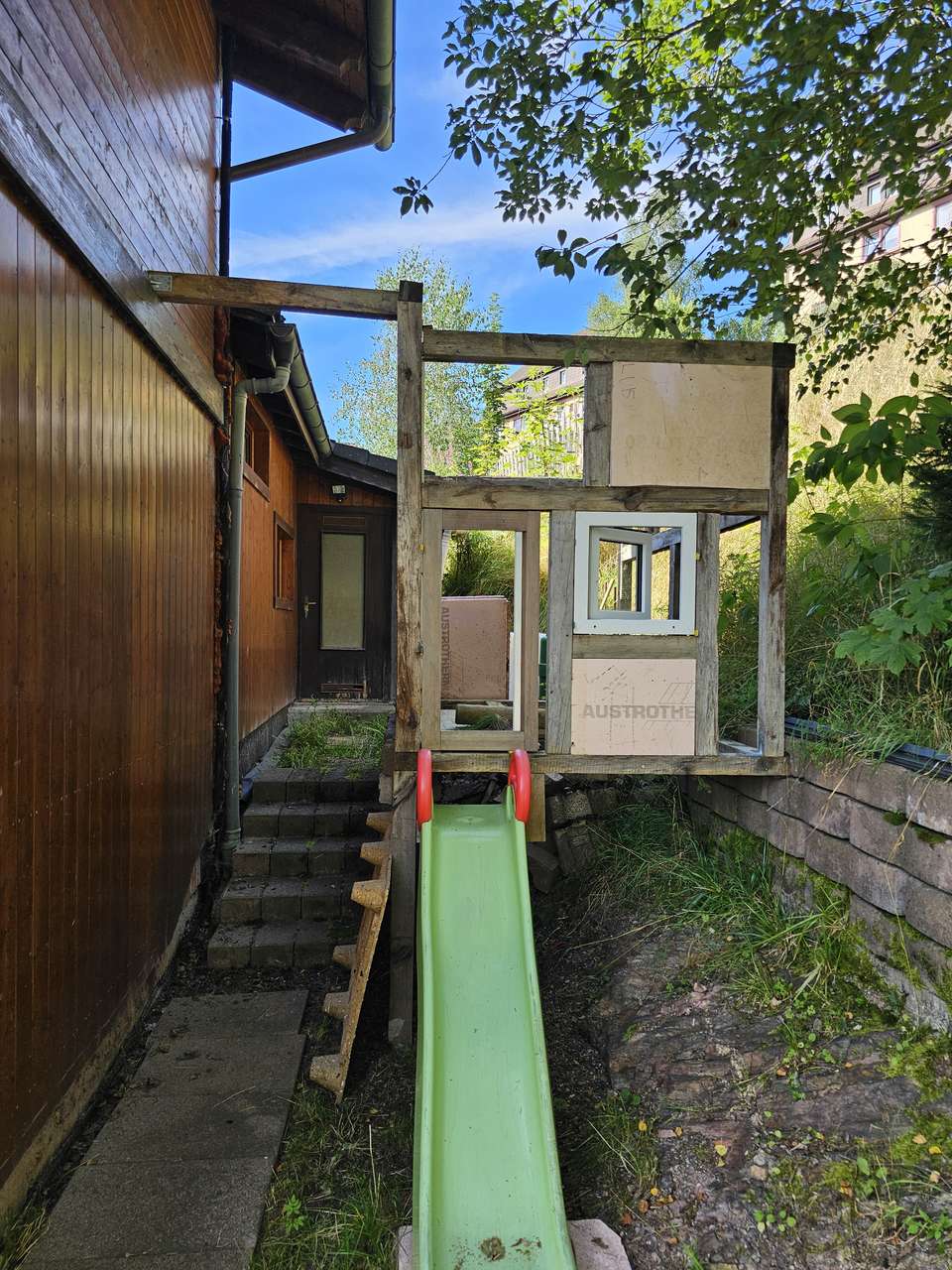 Provisionsfrei ! 1FWH mit ELW zum Preis einer Wohnung mit Garten und Terrasse!