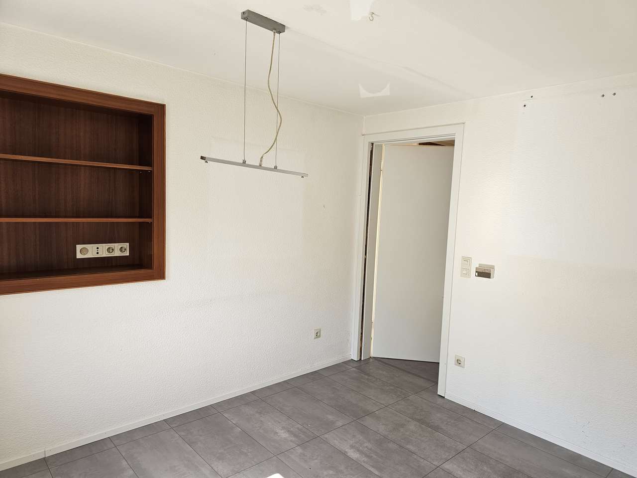 Provisionsfrei ! 1FWH mit ELW zum Preis einer Wohnung mit Garten und Terrasse!