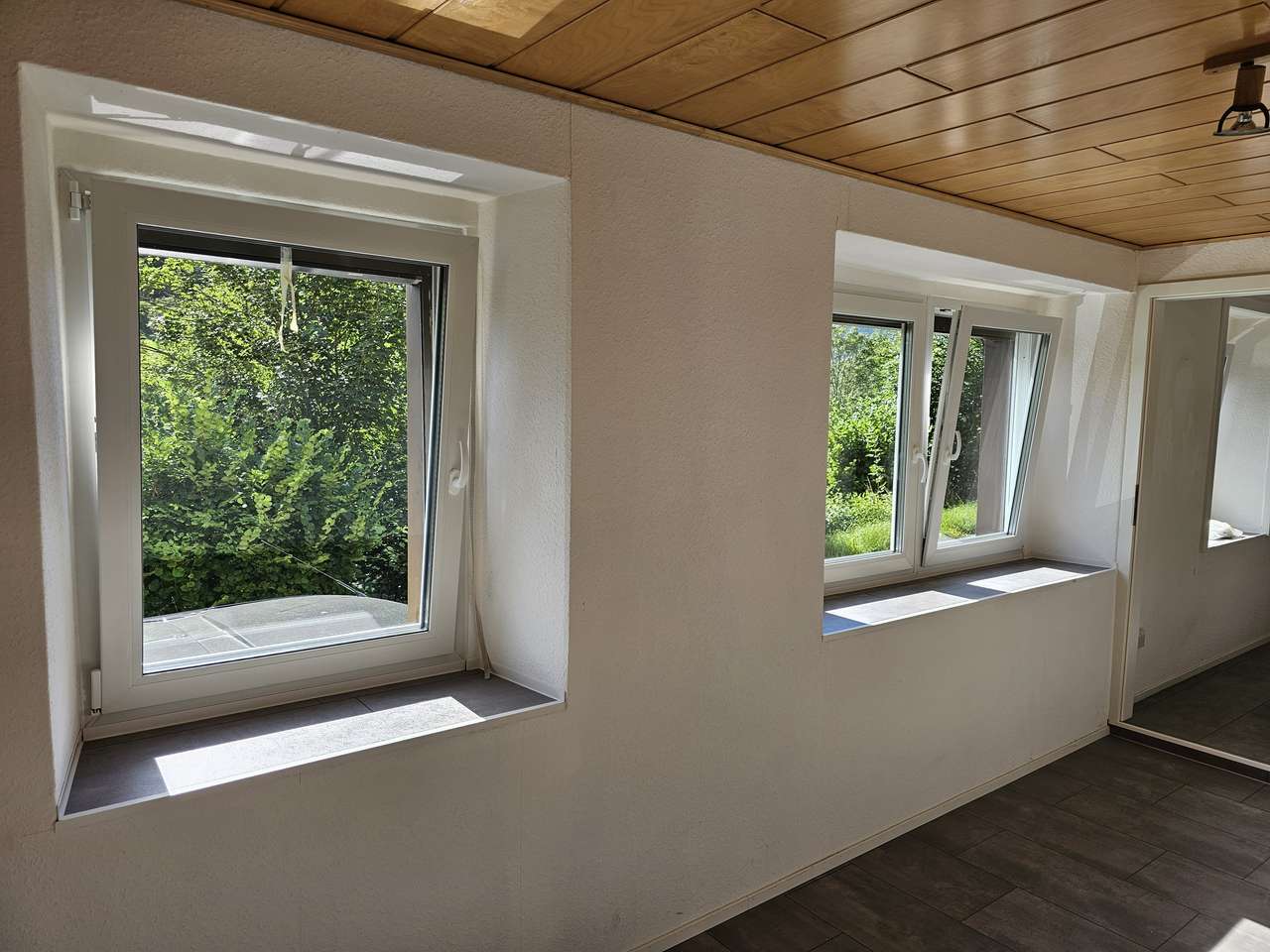 Provisionsfrei ! 1FWH mit ELW zum Preis einer Wohnung mit Garten und Terrasse!