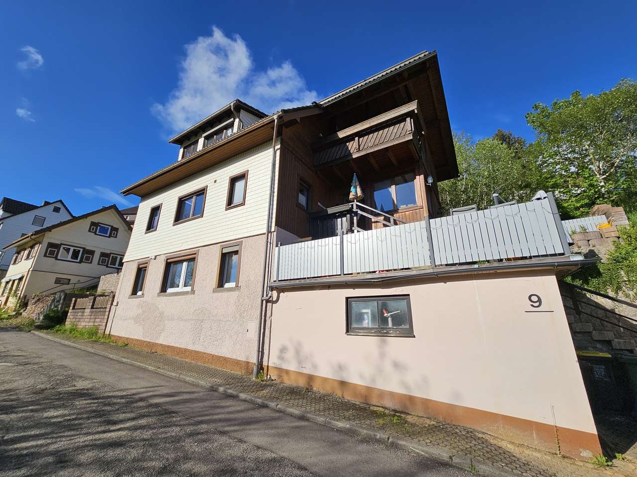 Provisionsfrei ! 1FWH mit ELW zum Preis einer Wohnung mit Garten und Terrasse!