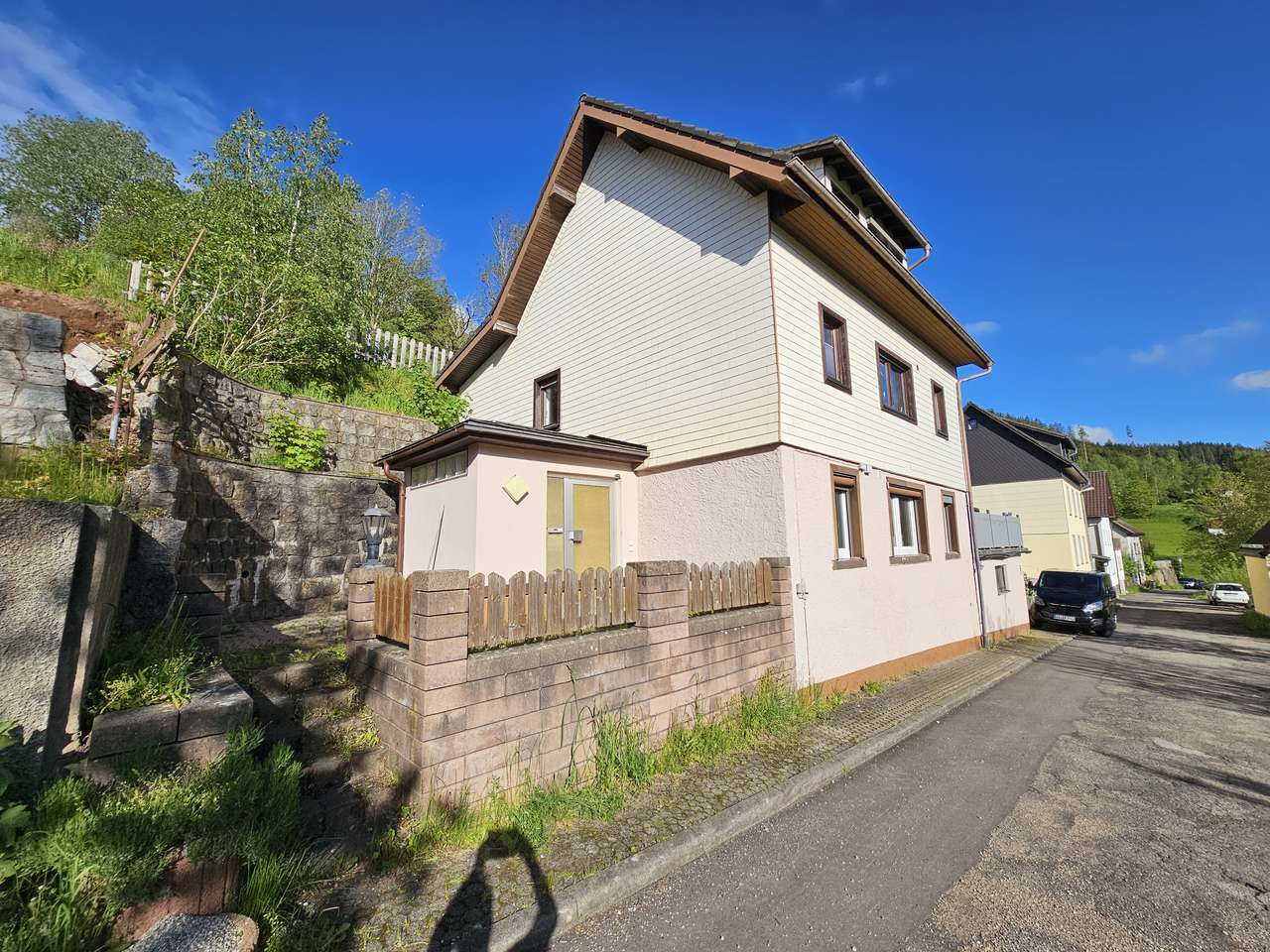 Provisionsfrei ! 1FWH mit ELW zum Preis einer Wohnung mit Garten und Terrasse!