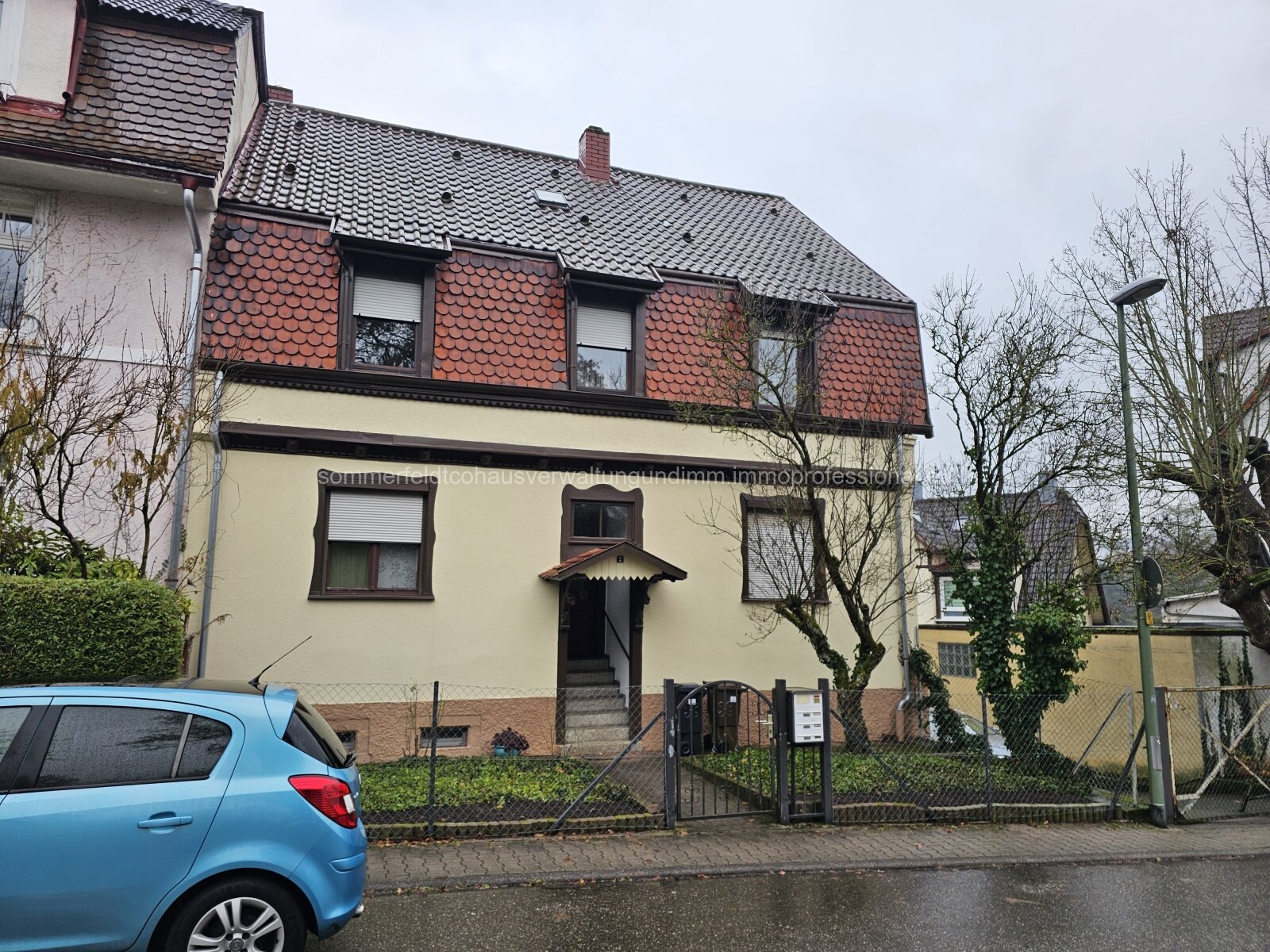 2-3 Familien-Wohnhaus in toller Lage (Südweststadt)
