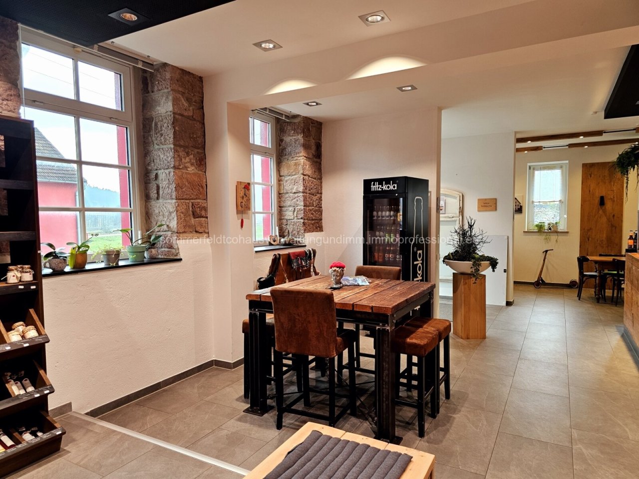 Cafe-Bistro