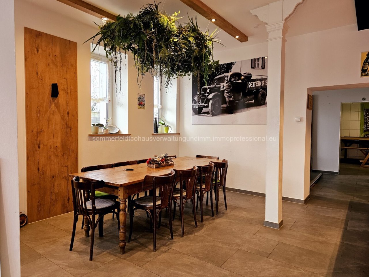 Cafe-Bistro