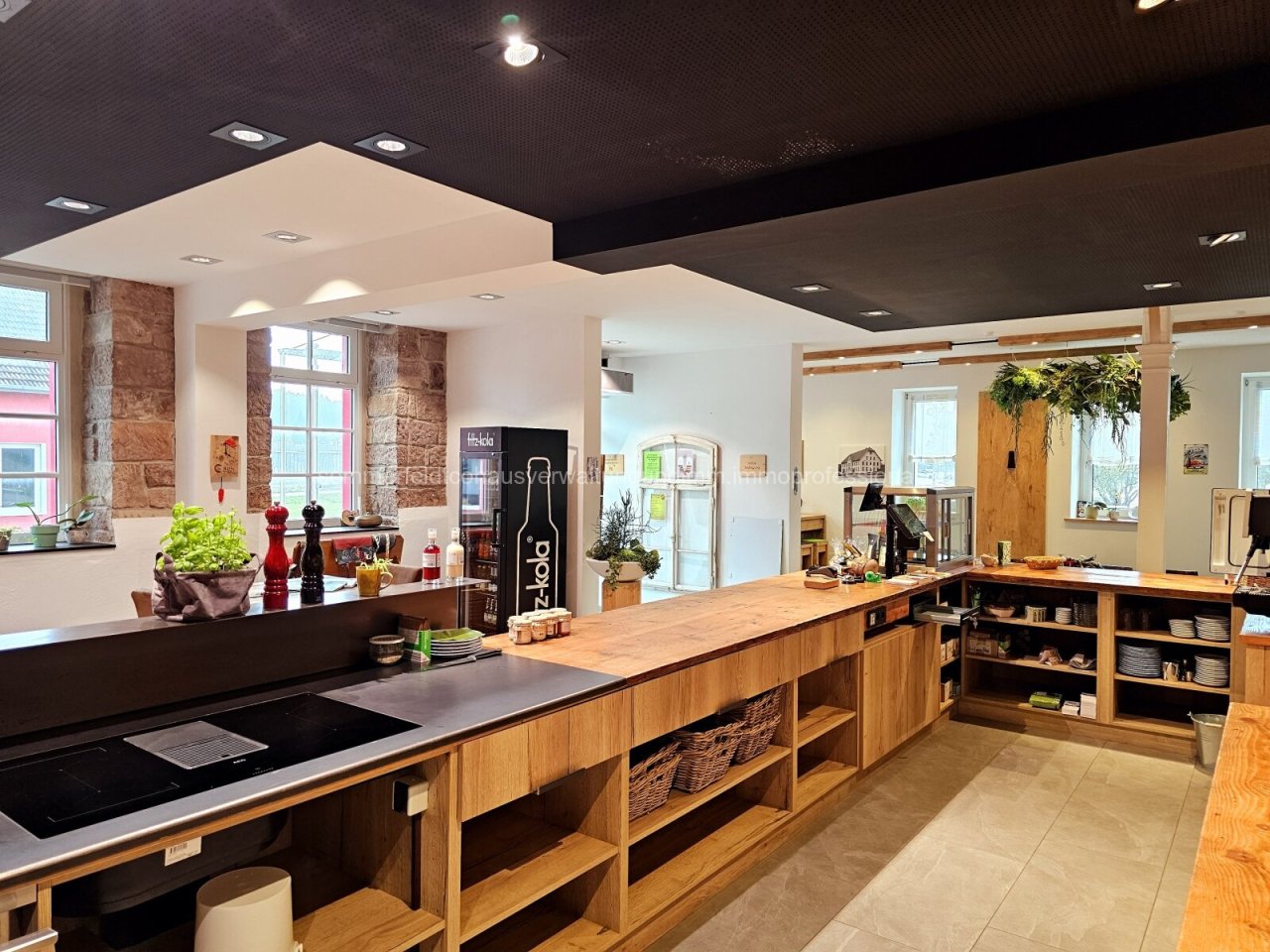 Cafe-Bistro