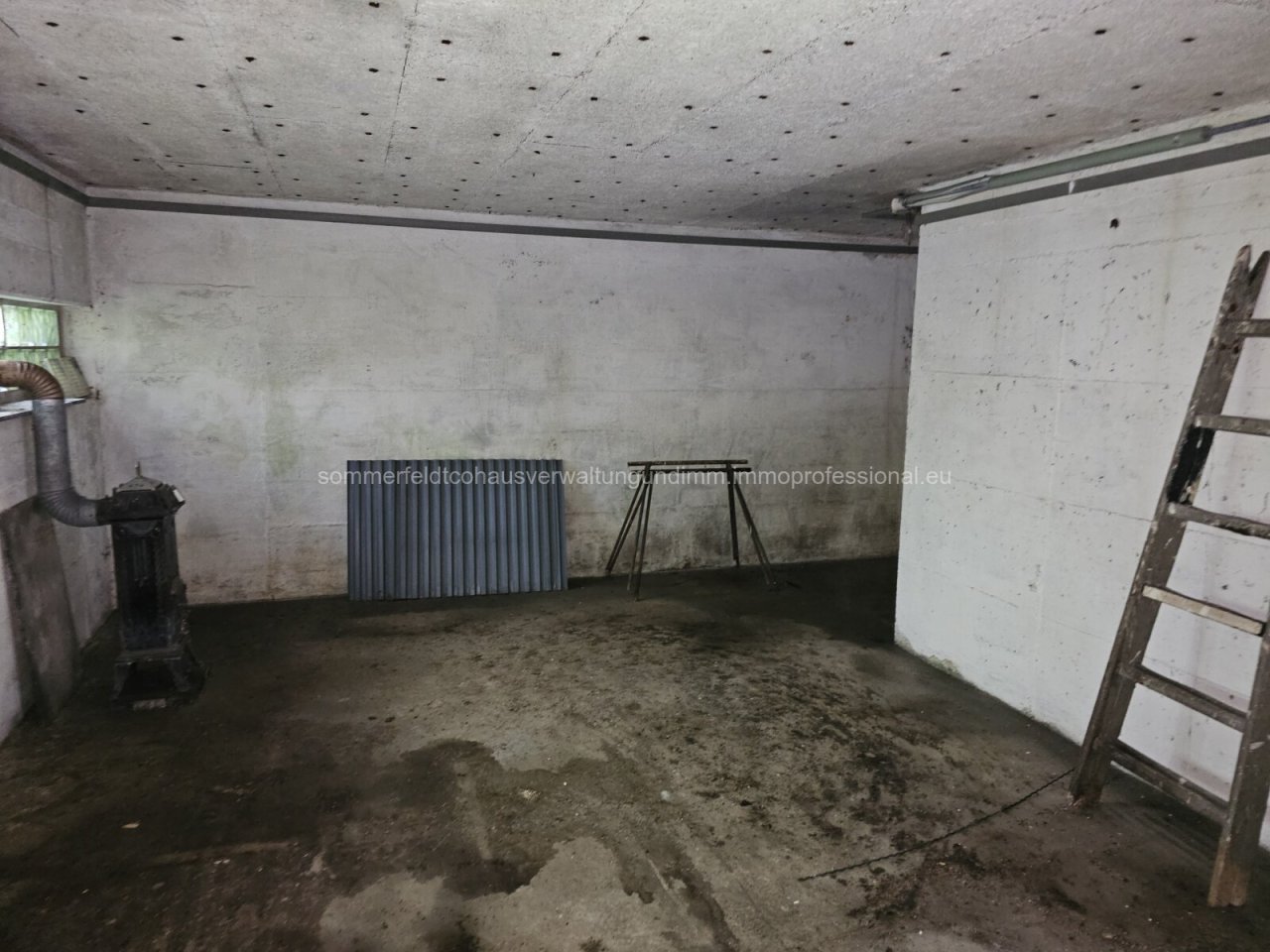 Lager/Werkstatt Lager/Werkstatt